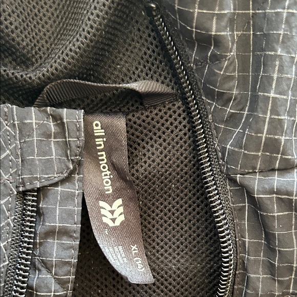 All in Motion Kids Black Raincoat/windbreaker - Picture 2 of 5